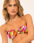 Strapless bikini top from the Mosaico collection with colourful geometric print